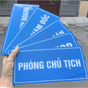 biển tên phòng ban mica đẹp