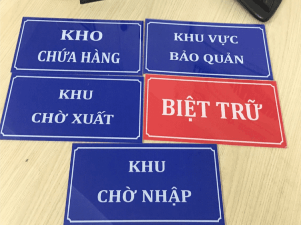 biển tên phòng ban mica giá rẻ